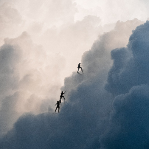 10 Cloud Climbing